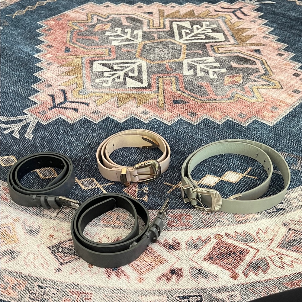 Buckle Women's Belt Bundle